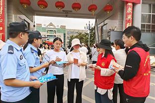 这个赛季还有足够时间建立势头？库里：抱歉回答很简短 但绝对有